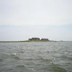 Between The Seas Дом отдыха *